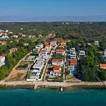 Zvjezdana Apartman *