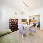 Zvjezdana Apartman Petrčane
