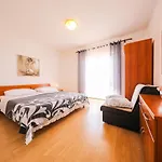 Zvjezdana * Petrčane
