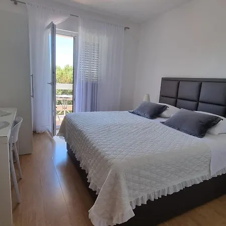 Zvjezdana * Petrčane